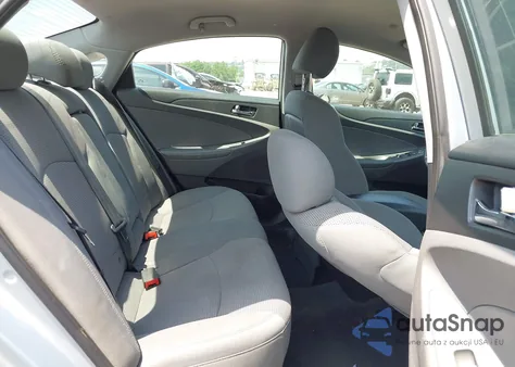 2013 Hyundai Sonata Gls from USA, damaged, VIN 5NPEB4AC1DH557556